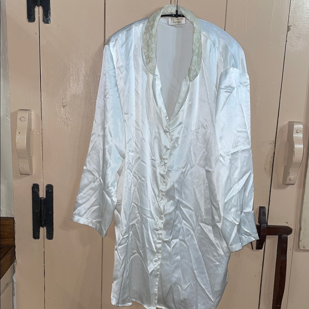 Victoria's Secret Vintage Gold Label Ivory Long Sleeve Sleep Shirt Lace Small